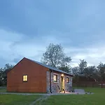 Oakwell Holiday Village