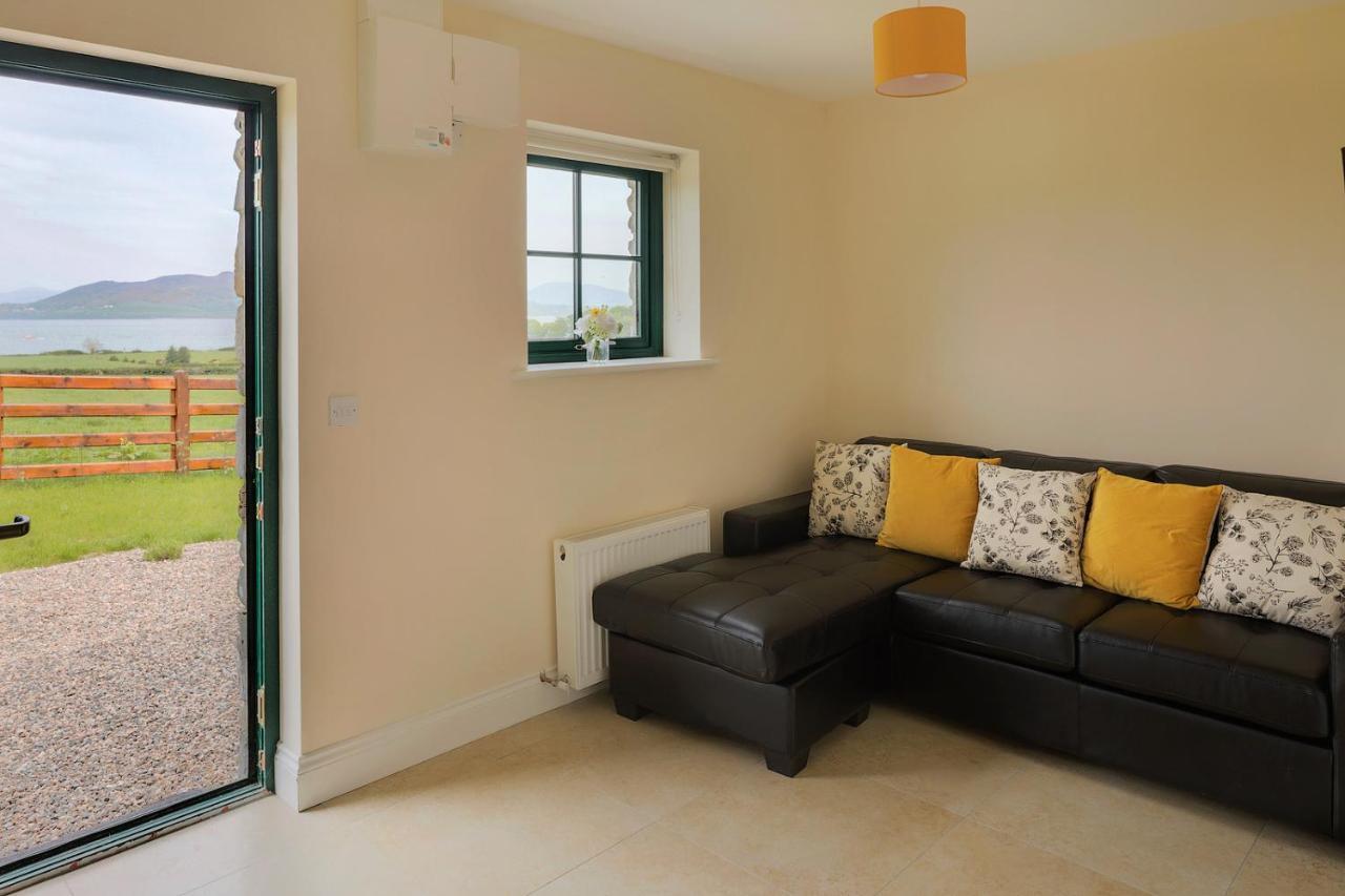 Oakwell Village * Ramelton